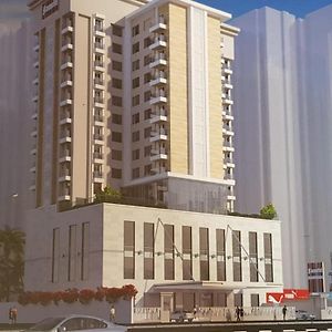 Royal Hometel Suites